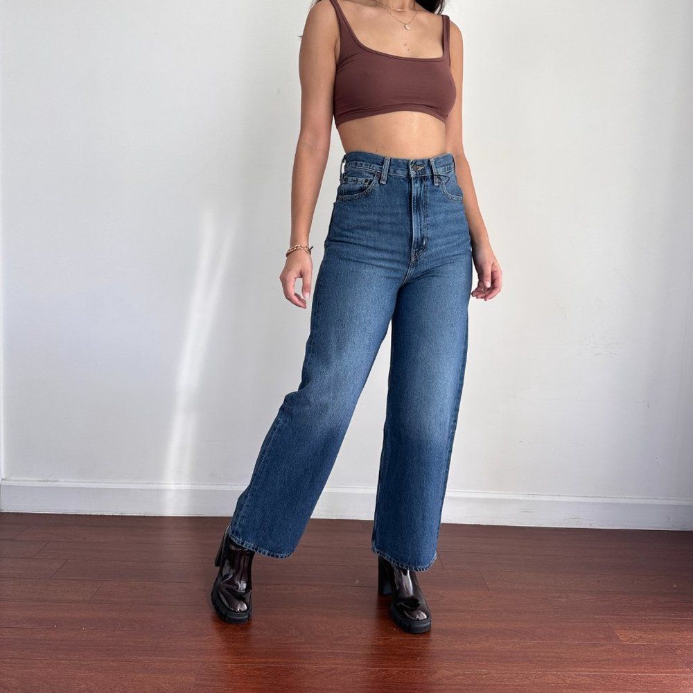 NWT Levi's high waist wide leg jeans - Picture 4 of 9